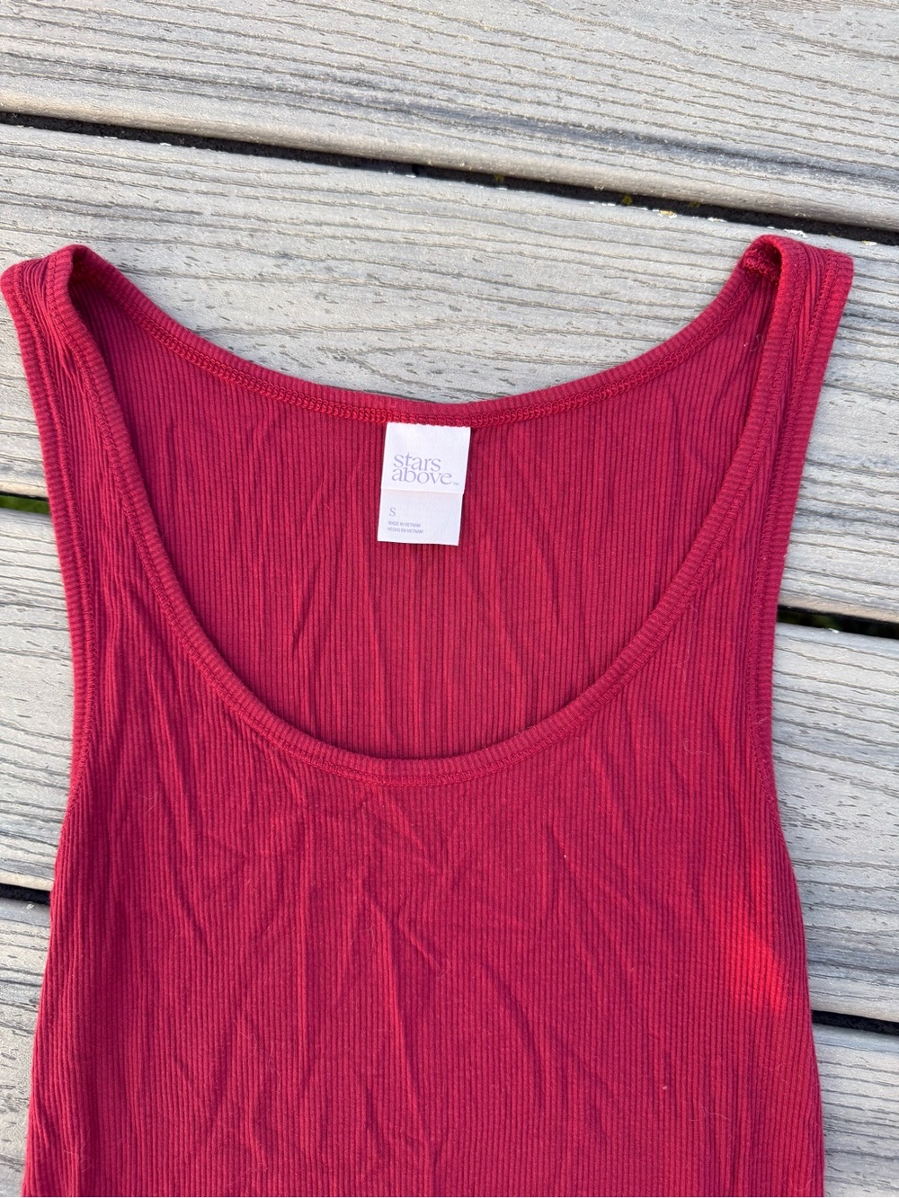 Women’s Ribbed Tank Top - Red - Picture 3 of 3